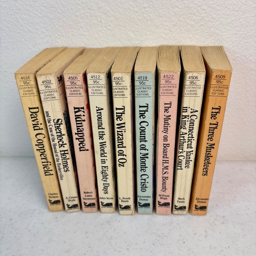 9 Vintage Moby Books Illustrated Classic Editions Wizard of Oz Sherlock‎ Holmes